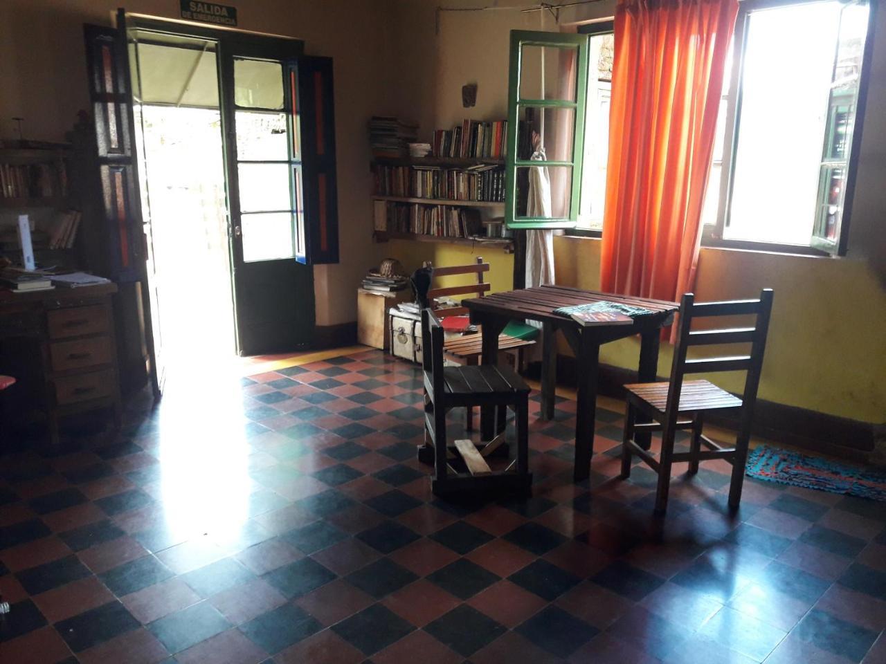 Maria Preta Hostel San Ignacio  Exterior photo
